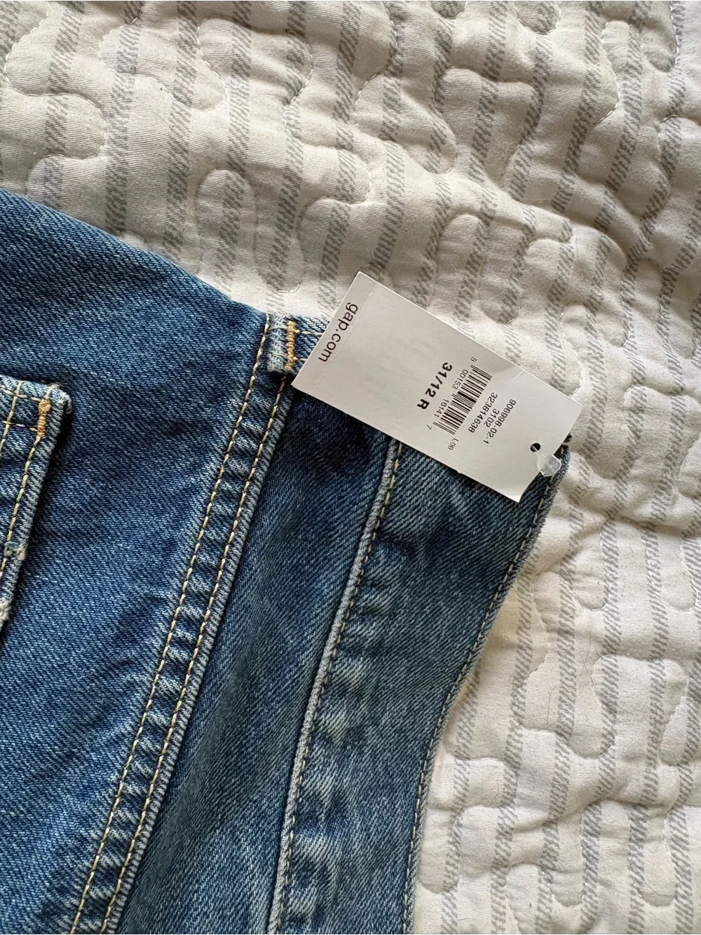 GAP Hailey Bieber Extra Baggy Size 31 NWT